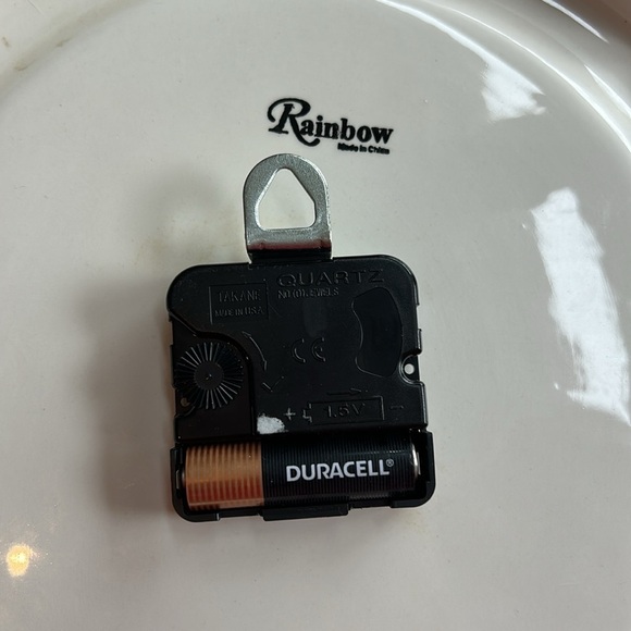 Vintage Rainbow Ceramic Wall Clock Fruit Flowers 13 1/4” diameter - Picture 7 of 8